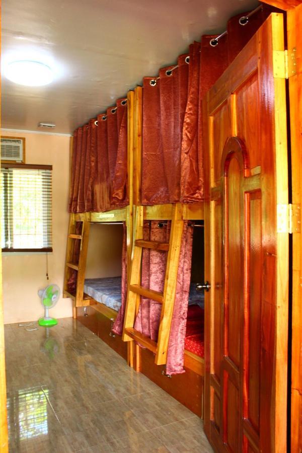 B&R Hostel Nagtabon Bacungan 外观 照片