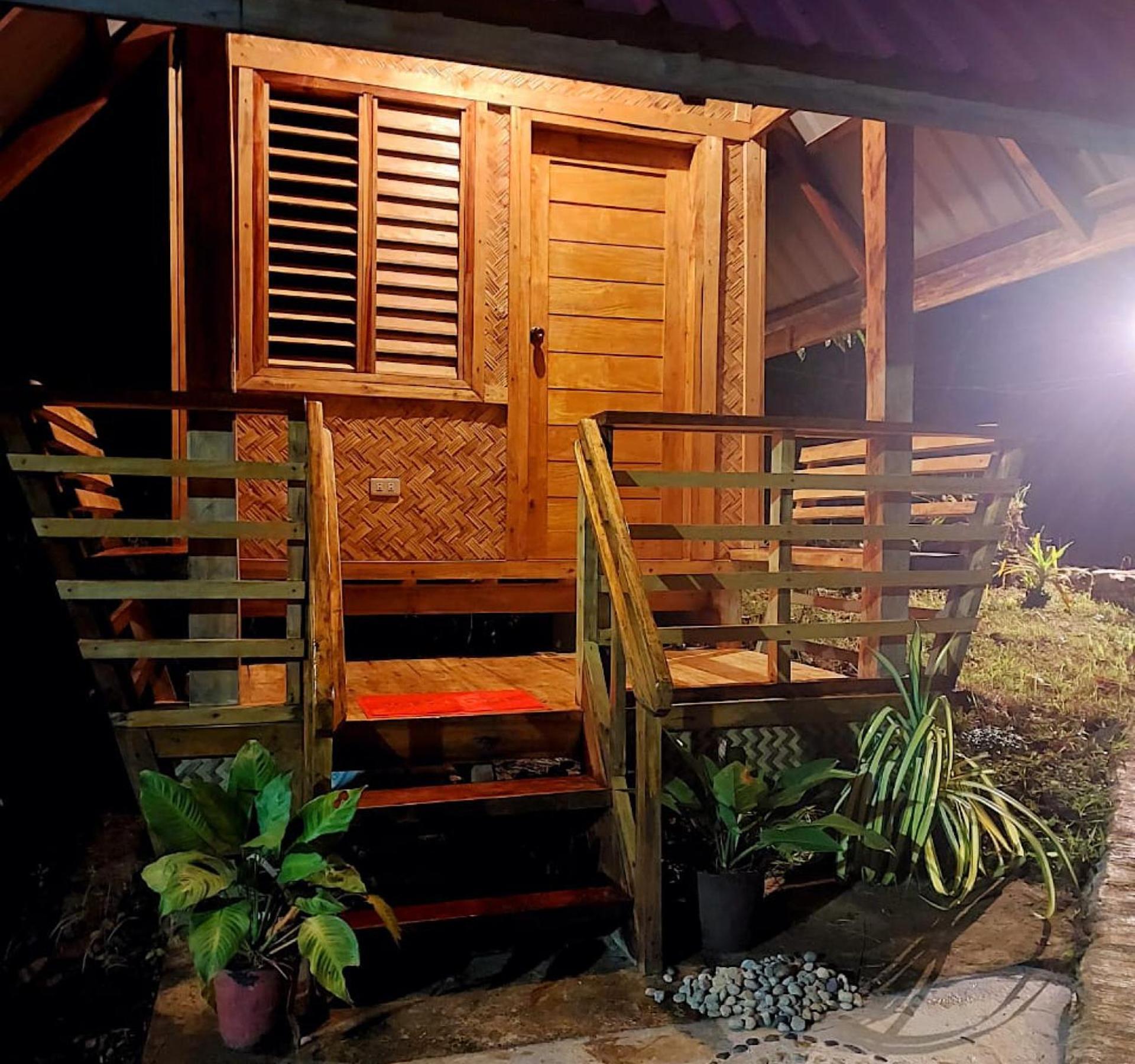 B&R Hostel Nagtabon Bacungan 外观 照片